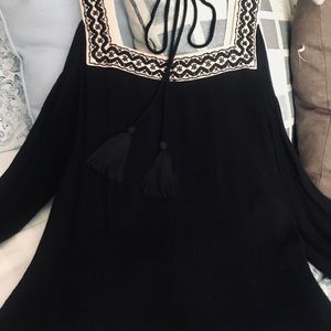 Black & Ivory Summer Blouse